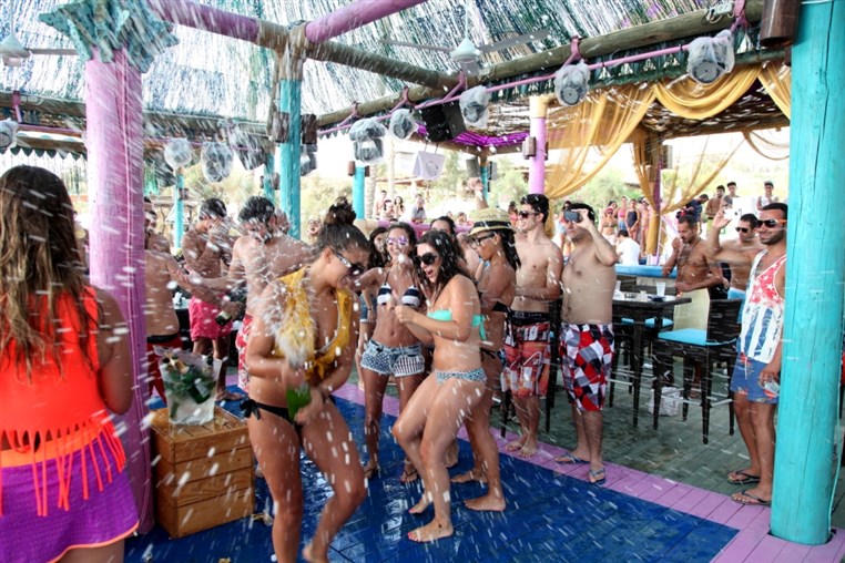 Edde Sands Champagne Shower
